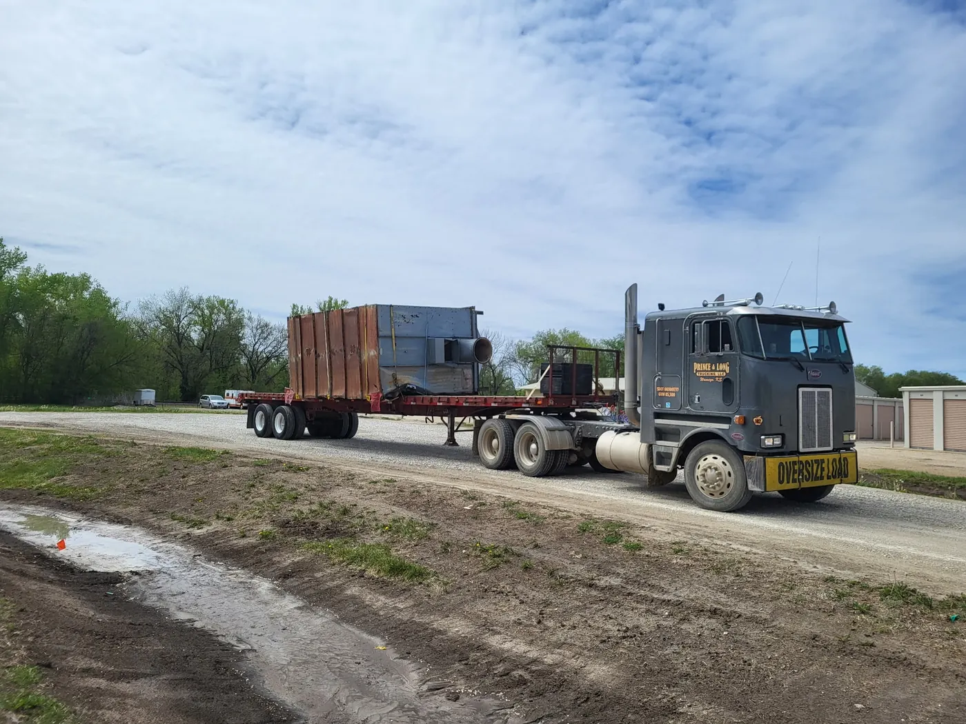 Freight hauling service